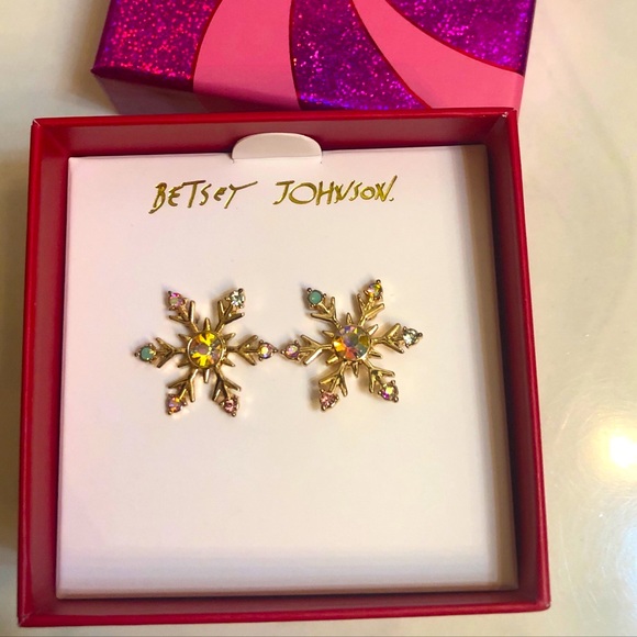 Betsey Johnson Gold Tone Snowflake Stud Earrings Crystal Accents NIB - Picture 6 of 11